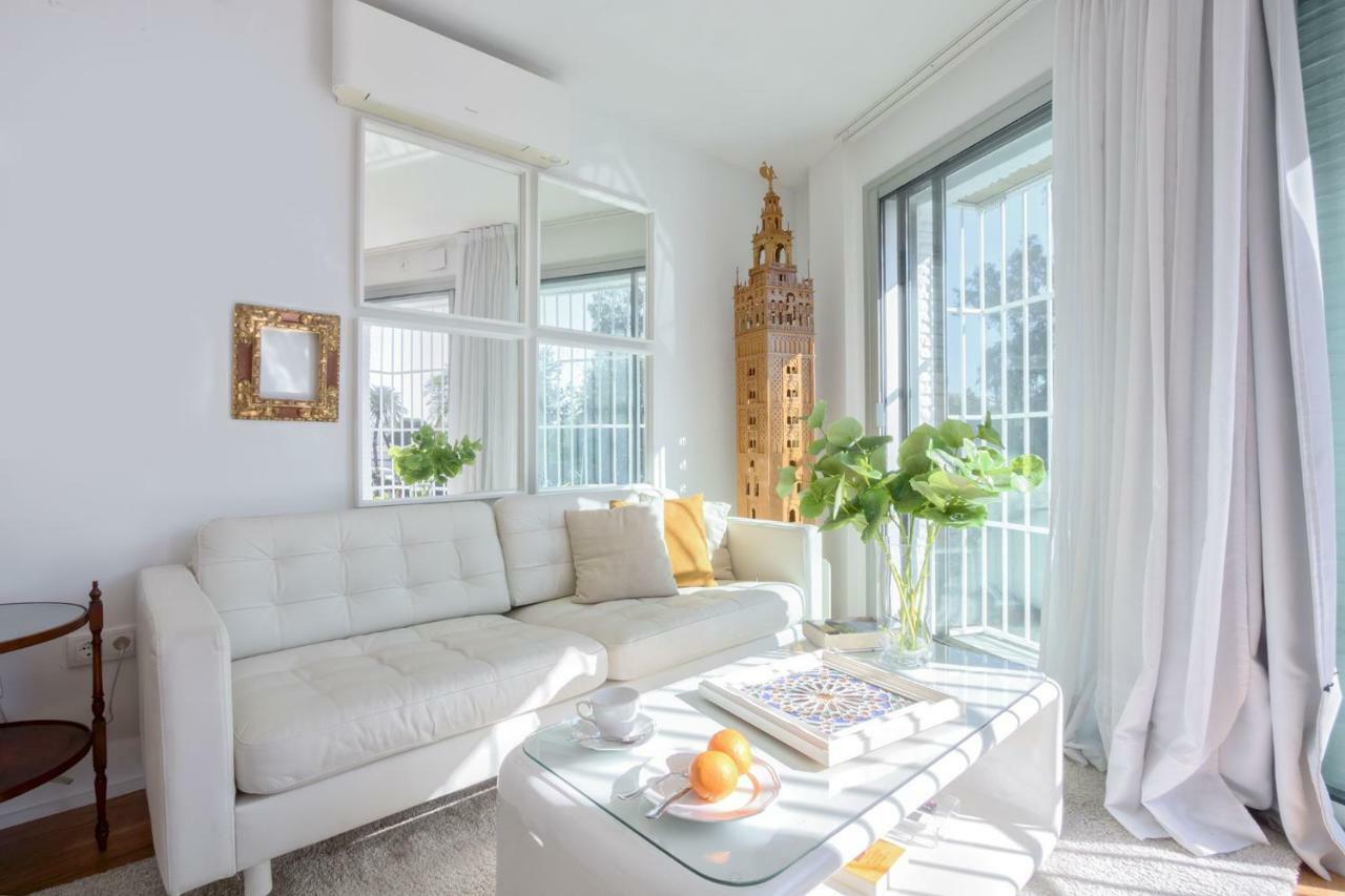 Betis Deluxe Riverside Sevilha Exterior foto